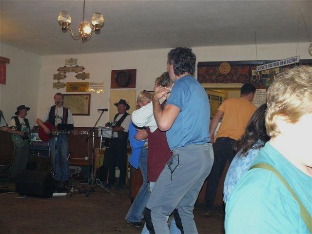 Country bál s Pěnou